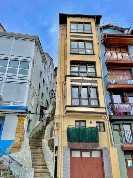 Utsa Eski Piso Con Encanto En 1ª Linea De Puerto Бермео Екстер'єр фото