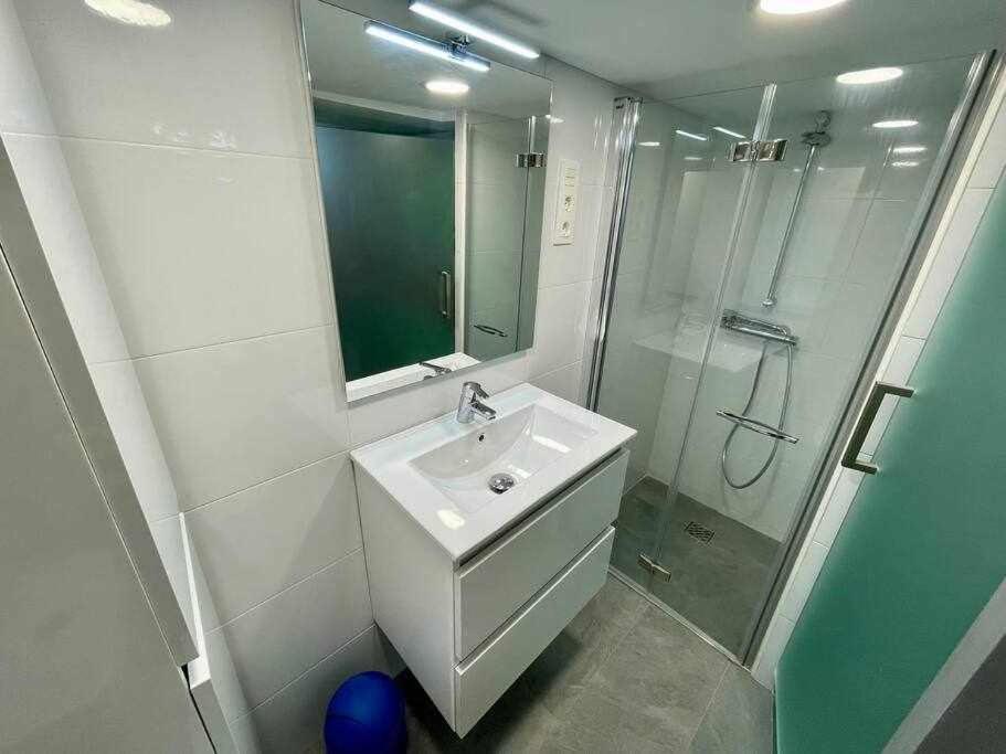 Utsa Eski Piso Con Encanto En 1ª Linea De Puerto Бермео Екстер'єр фото