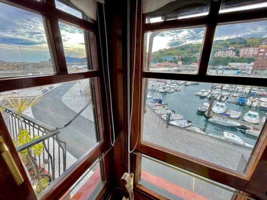 Utsa Eski Piso Con Encanto En 1ª Linea De Puerto Бермео Екстер'єр фото